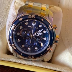 Invicta pro diver heavy men’s wrist watch blue NEW